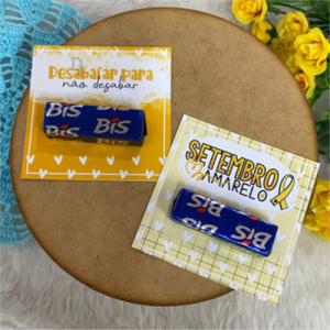 Card + Bis Card Glossy 180g + 1 Bis Lacta 9x9cm Impressão Colorida  Corte Reto Após finalizar seu pedido, terá o campo Briefing para informar como desejam a arte personalizada.