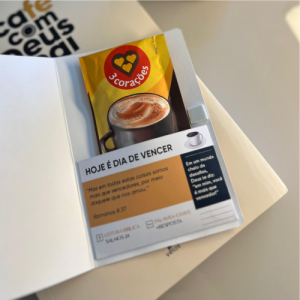 Card Envelope com Cappuccino Papel Glossy 180g 13x9cm Impressão Colorida  Corte Reto Acompanha Sachê de Café
